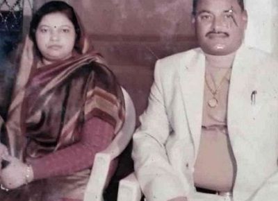 Richa Dubey Wiki (Vikas Dubey's Wife) Age, Biography, Family & More 7 Richa Dubey with her husband Vikas Dubey