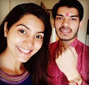 Sangeeta Chauhan Age, Height, Weight, Husband, Boyfriend, Biography & More 8 Sangeeta Chauhan & her brother Ankur Chauhan on Raksha Bandhan