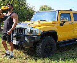 Sergi Constance loves his yellow Jeep