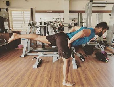 Susheel Gowda Wiki, Age, Wife, Biography, Family, Death & More 8 Susheel Gowda workout sessions