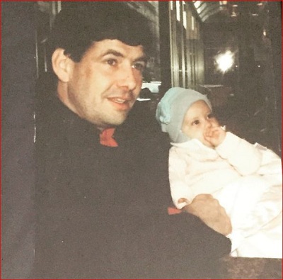 Catherine McDonnell Wiki, Age (Pau Gasol's Wife) Children, Biography & More 4 Catherine McDonnell with her father