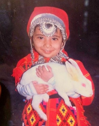 Sakshi Chopra Wiki, Age, Height, Weight, Boyfriend, Biography & More 6 Childhood photo of Sakshi Chopra