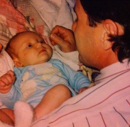 Daisy Coleman Wiki, Age, Husband, Boyfriend, Biography, Family & More 9 Childhood picture of Daisy Coleman with her dad Michael Coleman