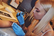 Daisy Coleman Wiki, Age, Husband, Boyfriend, Biography, Family & More 3 Daisy Coleman was a tattoo artist