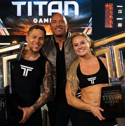 Dani Speegle Height, Weight, Age, Husband, Boyfriend, Biography & More 2 Dani Speegle with Dwayne Johnson and Matt Chan