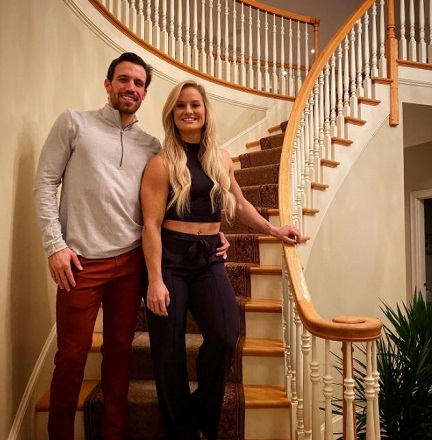 Dani Speegle Height, Weight, Age, Husband, Boyfriend, Biography & More 12 Dani Speegle with her boyfriend Alex Gordon