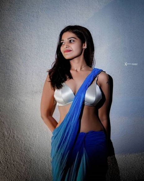 Dharsha Gupta Wiki, Age, Height, Weight, Husband, Biography & More 16 Dharsha Gupta hot photos
