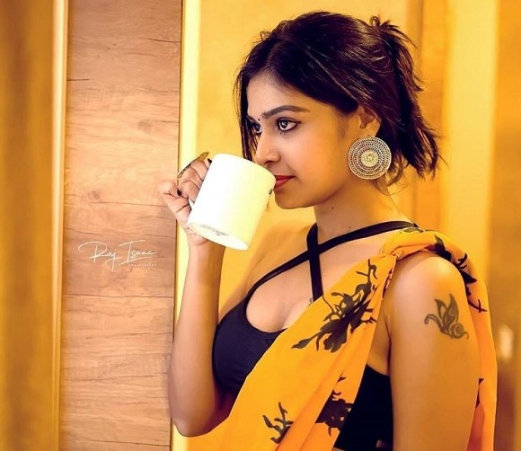 Dharsha Gupta in saree