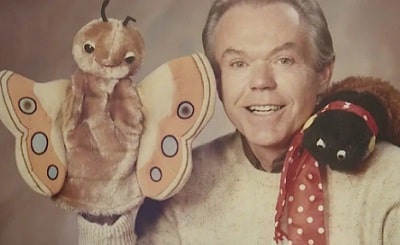 Amber Williams - Biography, Age, Kids, Facts about Dick Goddard's Wife 5 Dick Goddard supported the animal rights