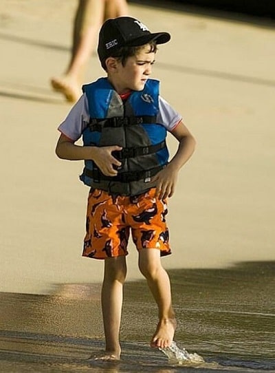 Eric Cowell - Biography, Age, Family & Facts about Simon Cowell's Son 15 Eric Cowell Height & Weight