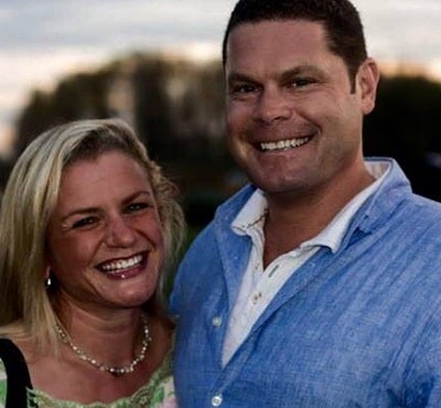 Julie Herschede Wiki, Age (Kristen Johnston's Sister) Biography, Death & More 4 Julie Herschede pictures along with her husband