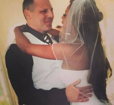 Kim Klacik Wiki, Age, Husband, Height, Weight, Biography & More 5 Kim Klacik on her wedding day with her husband Jeffrey Klacik