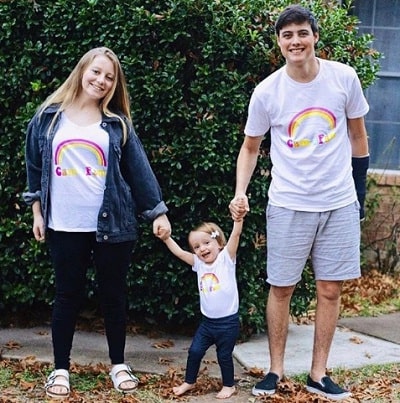 Landon Clifford Wiki (YouTuber) Age, Death, Girlfriend, Biography & More 10 Landon Clifford enjoying his family time