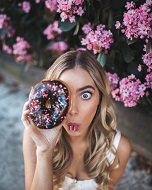 Lexi Hensler Height, Weight, Age, Husband, Boyfriend, Biography & More 6 Lexi Hensler loves Doughnuts