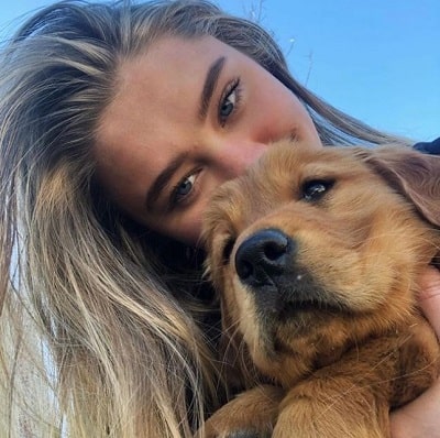 Lizzy Greene Height, Weight, Age, Boyfriend, Biography & More 16 Lizzy Greene pet