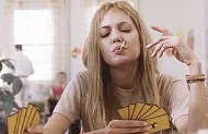Maddie Phillips Wiki, Age, Height, Weight, Boyfriend, Biography & More 5 Maddie Phillips loves smoking
