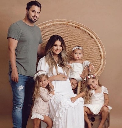 Madison Bontempo Age, Boyfriend, Height, Weight, Biography & More 17 Madison Bontempo is expecting her baby boy in August 2020 with her spouse Kyler Fisher