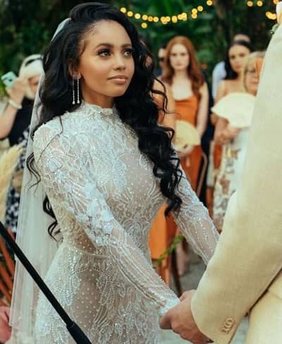 Michael Kopech Height, Weight, Age, Wife, Girlfriend, Biography & More 18 Michael Kopech wife Vanessa Morgan wore finch gown designed by famous luxury bridal designer Eisten Stein