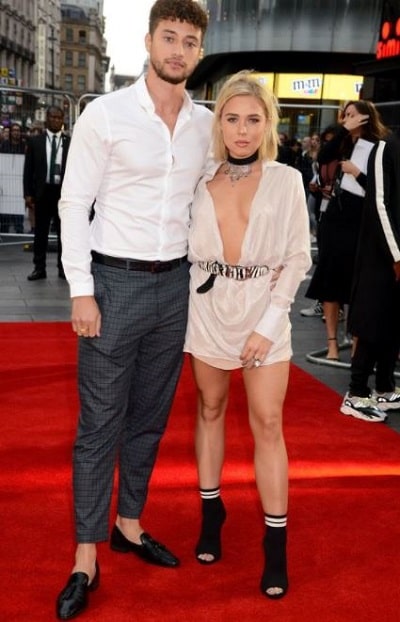 Myles Stephenson Height, Weight, Age, Girlfriend, Biography & More 6 Myles Stephenson along with his ex-girlfriend Gabby Allen