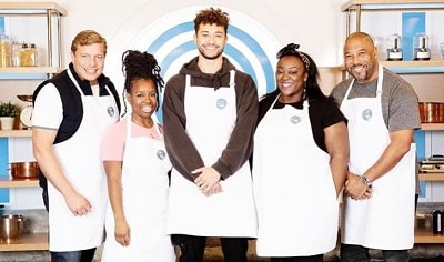 Myles Stephenson Height, Weight, Age, Girlfriend, Biography & More 8 Myles Stephenson is in the 15th season of Celebrity MasterChef 2020