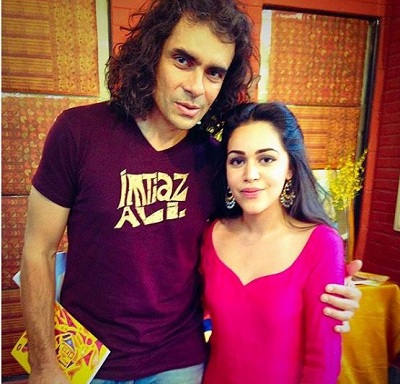 Naila Grewal Wiki, Age, Height, Weight, Boyfriend, Biography & More 21 Naila Grewal photographed with Imtiaz Ali