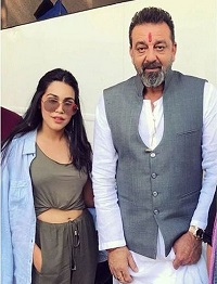 Naila Grewal Wiki, Age, Height, Weight, Boyfriend, Biography & More 5 Naila Grewal pictured with Sanjay Dutt