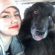 Rain Brown Wiki, Age, Height, Weight, Boyfriend, Biography & More 4 Rain Brown with her pet dog
