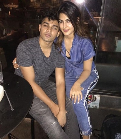 Sandhya Chakraborty Wiki (Rhea Chakraborty's Mother) Age, Biography & More 11 Rhea Chakraborty's younger brother Showik Chakraborty