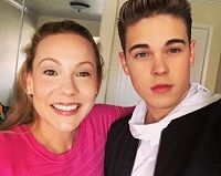 Ricardo Hurtado Height, Weight, Age, Girlfriend, Biography & More 6 Ricardo Hurtado with his mother Ofelia Ramirez