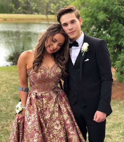 Ricardo Hurtado Height, Weight, Age, Girlfriend, Biography & More 17 Ricardo Hurtado with his prom partner