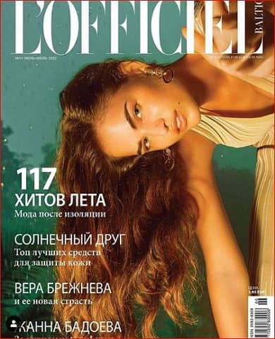 Robin Holzken on the cover page