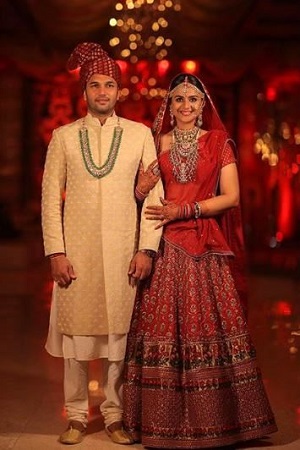 Rohit Saroha Wiki, Age (Prachi Tehlan's Husband) Biography, Family & More 5 Rohit Saroha with his wife Prachi Tehlan