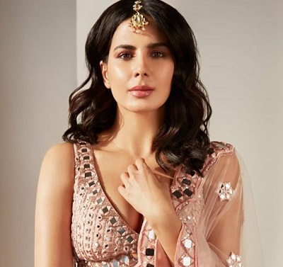 Saahil Sehgal wife Kirti Kulhari (Indian Model and Actress)