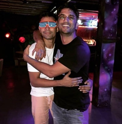 Indrajit Chakraborty Wiki (Rhea Chakraborty's Father) Age, Wife, Biography & More 8 Showik Chakraborty with Sushant Singh Rajput