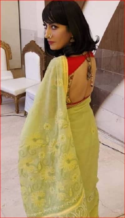Shradha Kaul Wiki, Age, Husband, Boyfriend, Biography & More 6 Shradha Kaul in her favorite attire