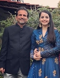 Shrenu Parikh Height, Weight, Age, Husband, Boyfriend, Biography & More 5 Shrenu Parikh father Harish Parikh