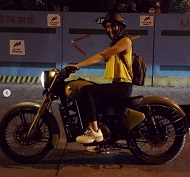 Shreya Chaudhary Wiki, Age, Height, Weight, Boyfriend, Biography & More 9 Shreya Chaudhary bike collection