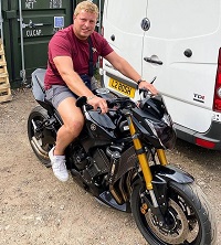 Thomas Skinner Wiki (Masterchef) Age, Wife, Biography, Family & More 4 Thomas Skinner Bike