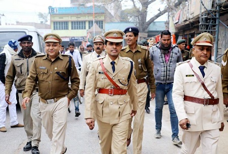 Vinay Tiwari (IPS) Wiki, Age, Wife, Biography, Salary, Family & More 6 Vinay Tiwari, SP of Patna