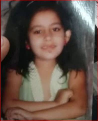Shradha Kaul Wiki, Age, Husband, Boyfriend, Biography & More 4 childhood photo of Shradha Kaul