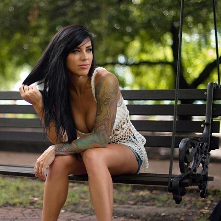 Alex Zedra Wiki, Age, Height, Weight, Boyfriend, Family, Biography & Facts 10 Alex Zedra wiki
