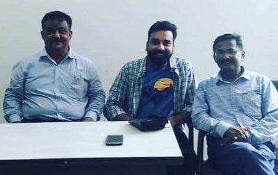 Anubhav Singh Bassi Wiki (Comedian) Age, Height, Weight, Wife, Biography & More 4 Anubhav Singh Bassi with his school teachers