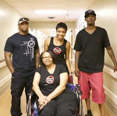 Brandee Evans Wiki, Age, Husband, Height, Weight, Biography & More 8 Brandee Evans with her brothers Aaron Harrington and Den Den Harrington, and mom Diana Harrington