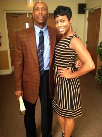 Brandee Evans Wiki, Age, Husband, Height, Weight, Biography & More 7 Brandee Evans with her father