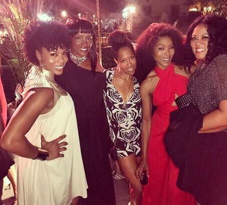 Brandee Evans Wiki, Age, Husband, Height, Weight, Biography & More 14 Brandee Evans with her friends
