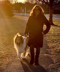 Cheryl Howard Wiki, Age (Ron Howard's Wife) Kids, Biography & More 8 Cheryl Howard with her pet