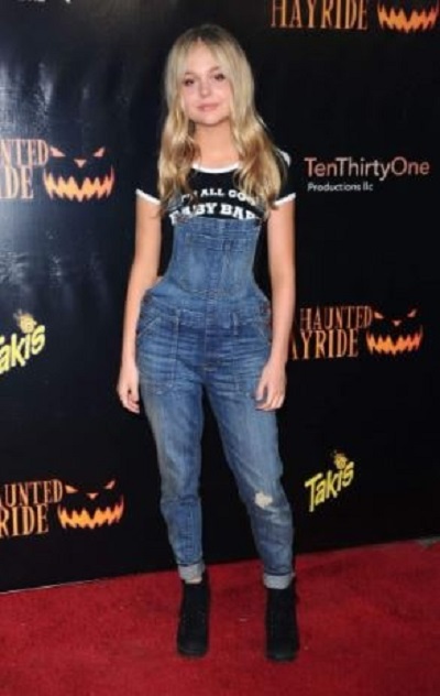 Emily Alyn Lind - Age, Height, Weight, Boyfriend, Biography, Family & Facts 16 Emily Alyn Lind Height & Weight