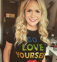 Emily Alyn Lind - Age, Height, Weight, Boyfriend, Biography, Family & Facts 7 Emily Alyn Lind mother Barbara Alyn Woods