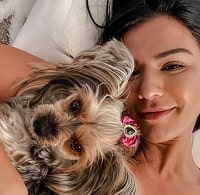 Eva Andressa Wiki, Age, Height, Weight, Husband, Biography & Facts 6 Eva Andressa has a pet dog named Cyrstal