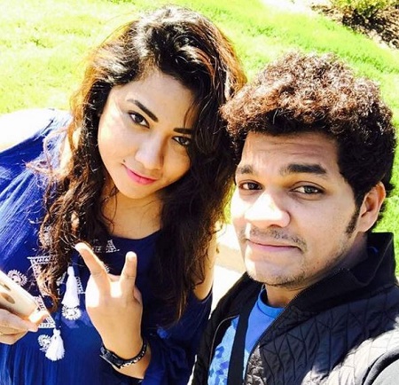 Jabardasth Avinash Wiki, Age, Wife, Height, Family, Caste, Biography & Facts 12 Jabardasth Avinash with his best friend